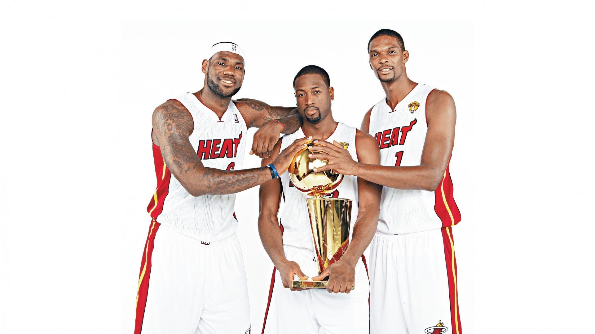 快船战绩持续低迷,哈登和保罗无法扭转局势,哈登对快船神进球